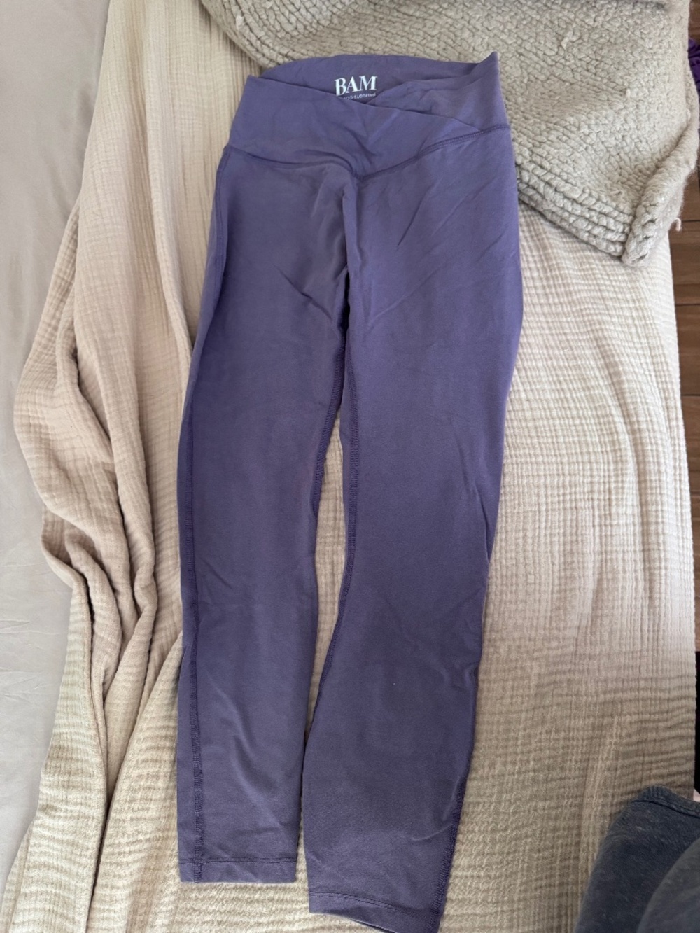 BAM purple leggings